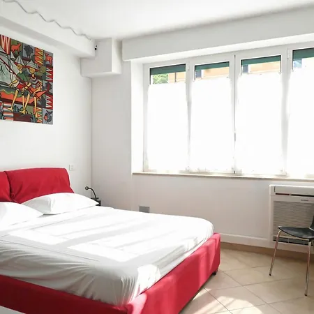 Molevan 1 - Ancona, Luminoso Monolocale Attrezzato E Comodo Ai Servizi Apartment